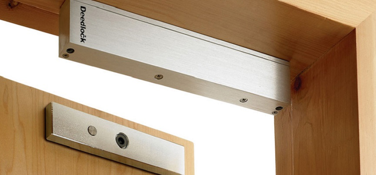 Magnetic lock installation Delano